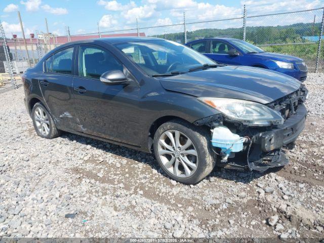 Salvage Mazda Mazda3