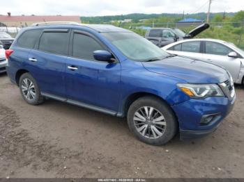  Salvage Nissan Pathfinder