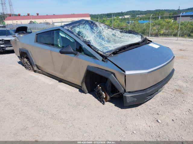  Salvage Tesla Cybertruck