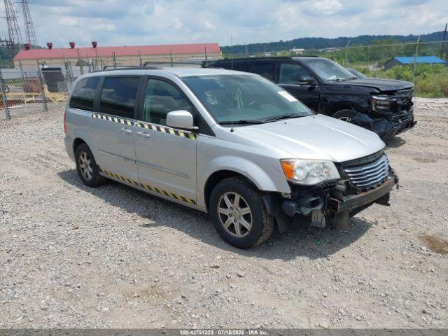  Salvage Chrysler Town & Country