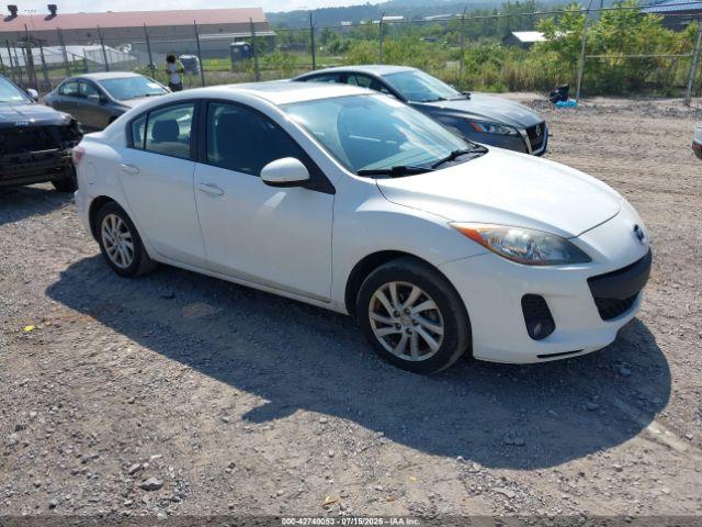  Salvage Mazda Mazda3