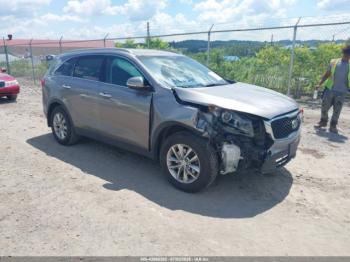  Salvage Kia Sorento