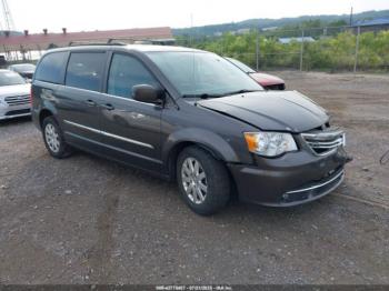  Salvage Chrysler Town & Country