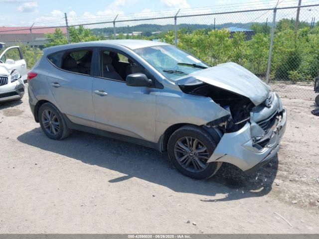  Salvage Hyundai TUCSON