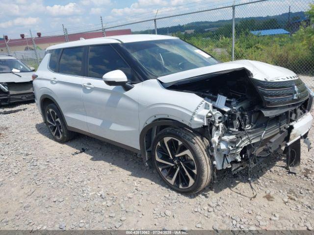  Salvage Mitsubishi Outlander