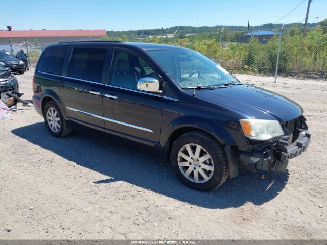  Salvage Chrysler Town & Country