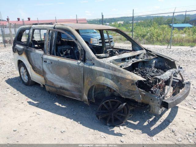  Salvage Dodge Grand Caravan