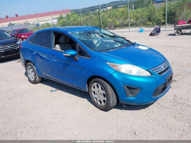  Salvage Ford Fiesta