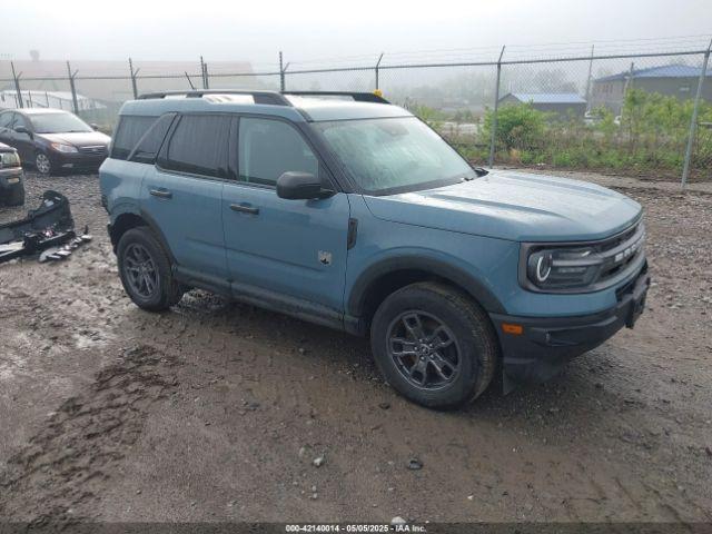  Salvage Ford Bronco