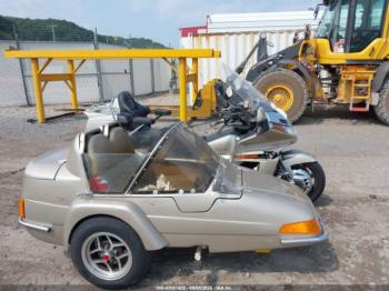  Salvage Honda Gl1500