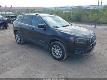  Salvage Jeep Cherokee