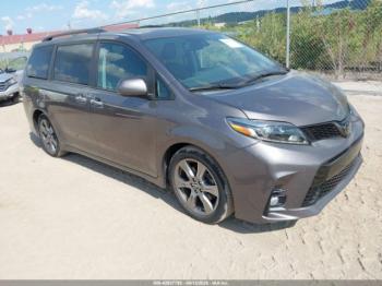  Salvage Toyota Sienna