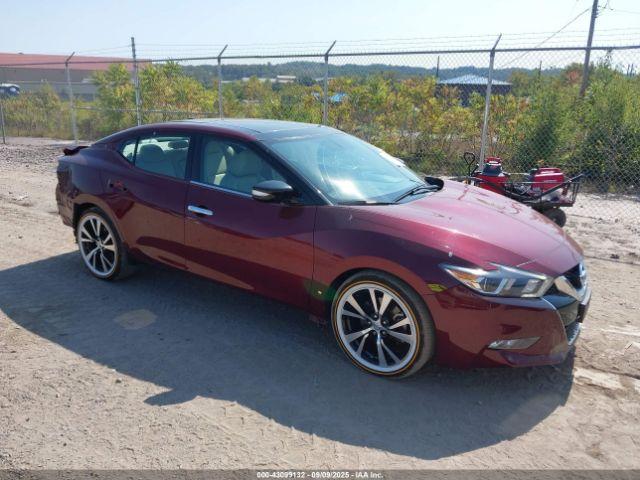  Salvage Nissan Maxima