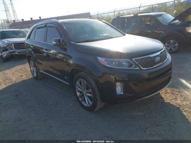  Salvage Kia Sorento