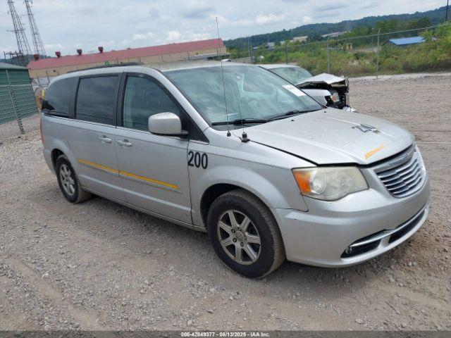  Salvage Chrysler Town & Country