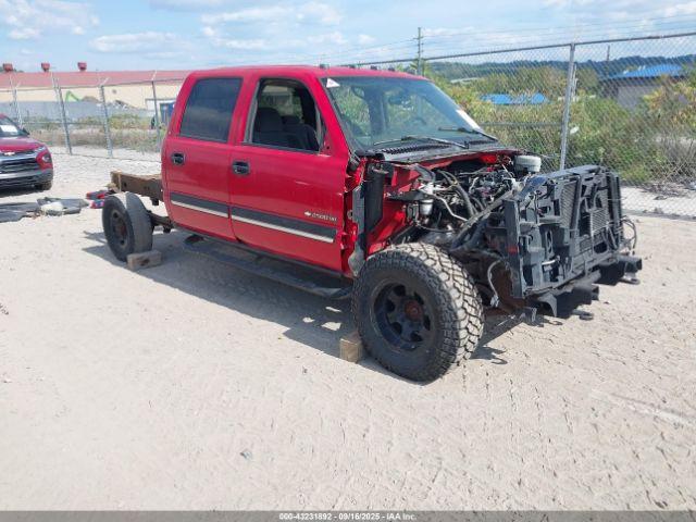  Salvage Chevrolet Silverado 2500