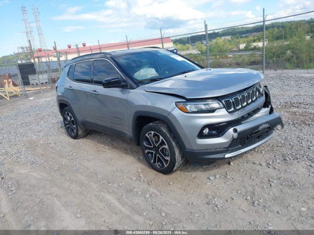  Salvage Jeep Compass