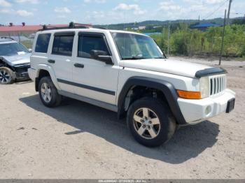  Salvage Jeep Commander
