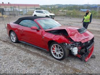  Salvage Ford Mustang