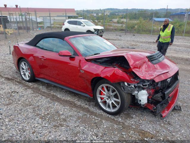  Salvage Ford Mustang