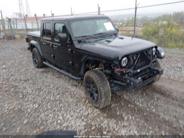  Salvage Jeep Gladiator
