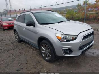 Salvage Mitsubishi Outlander