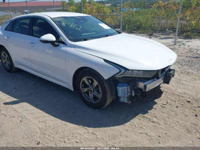  Salvage Kia K5