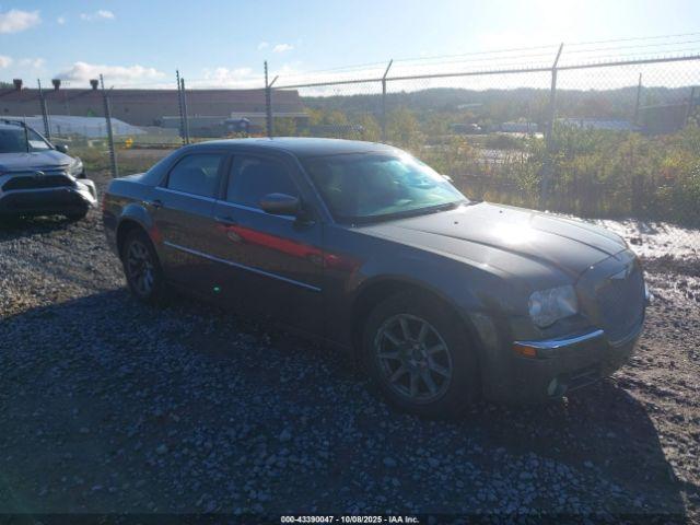  Salvage Chrysler 300