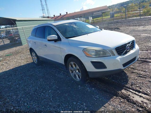  Salvage Volvo XC60