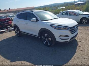  Salvage Hyundai TUCSON