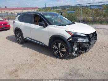  Salvage Nissan Rogue