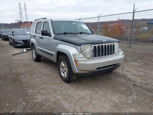  Salvage Jeep Liberty