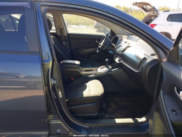 Kia Sportage Lx Image 2