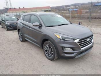  Salvage Hyundai TUCSON