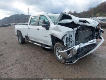  Salvage Chevrolet Silverado 2500