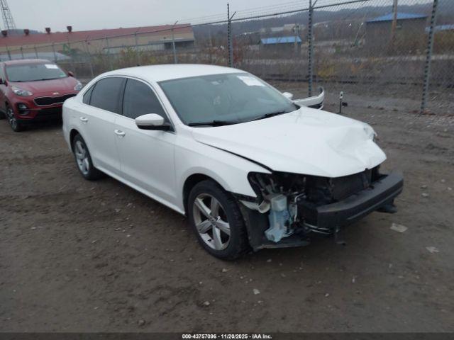  Salvage Volkswagen Passat