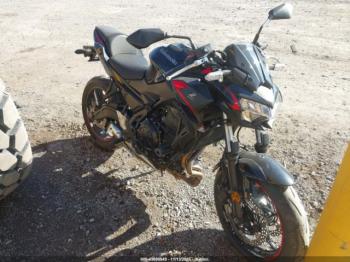  Salvage Kawasaki Er650