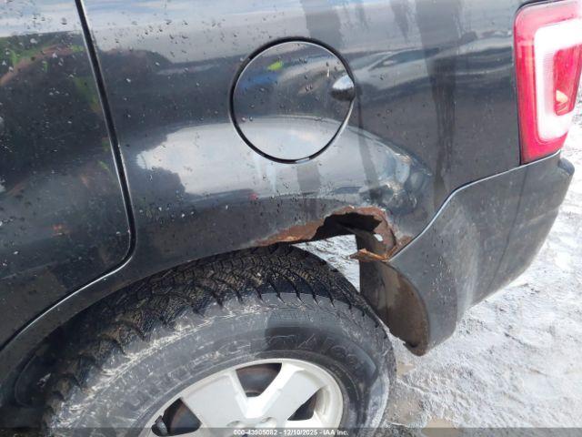 Ford Escape Xlt Image 3