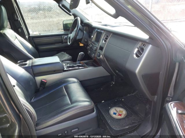 Ford Expedition Platinum Image 2