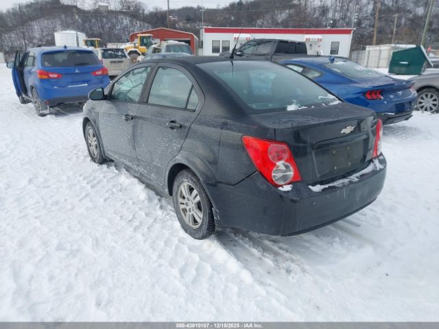 Chevrolet Sonic 2ls Image 4