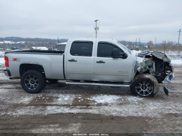Chevrolet Silverado 2500 Lt Image 10