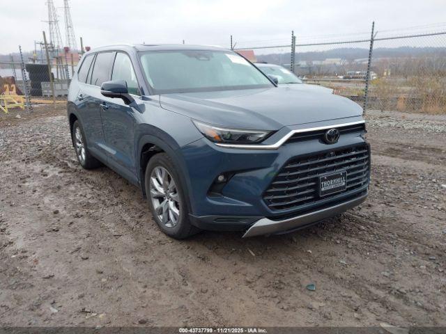  Salvage Toyota Grand Highlander