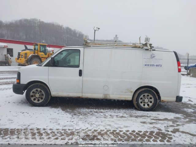 Chevrolet Express Work Van Image 13