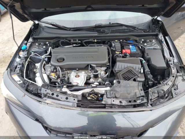 Honda Civic Sport Image 2