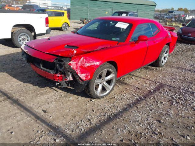 Dodge Challenger Sxt Image 2