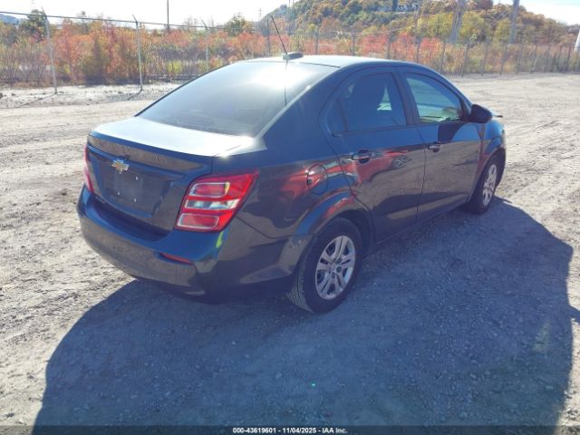 Chevrolet Sonic Fwd  Ls Image 5