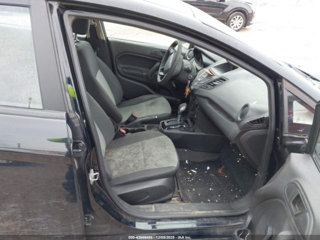 Ford Fiesta S Image 12