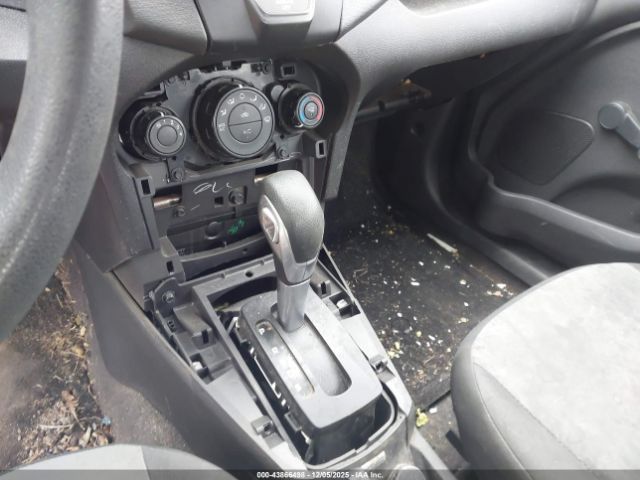 Ford Fiesta S Image 3