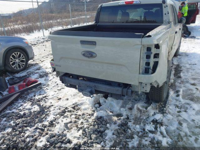 Ford Maverick Xlt Image 15