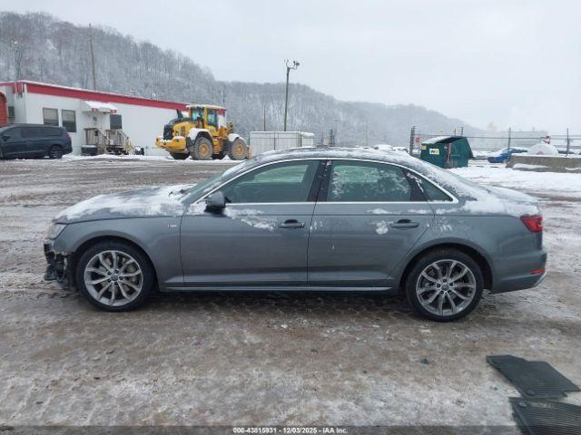 Audi A4 45 Premium Image 12